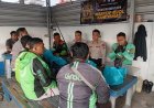 Sambut Hari Bhayangkara ke - 80, Polres Jember Berbagi Paket Sembako untuk Ojol