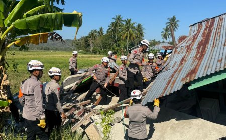 *Gunung Sinabung Berstatus Siaga, 176 Personel Polri Dikerahkan untuk Layani dan Lindungi Masyarakat*